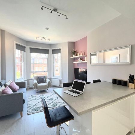 2 Bedroom Apartment In South Hampstead Лондон Экстерьер фото