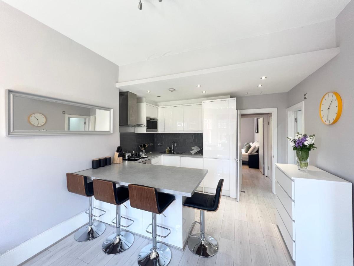 2 Bedroom Apartment In South Hampstead Лондон Экстерьер фото