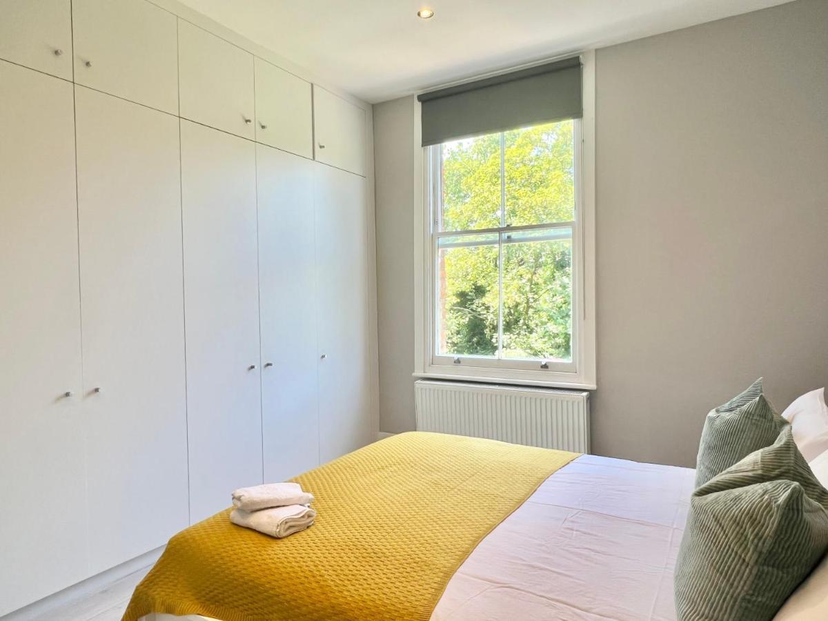 2 Bedroom Apartment In South Hampstead Лондон Экстерьер фото