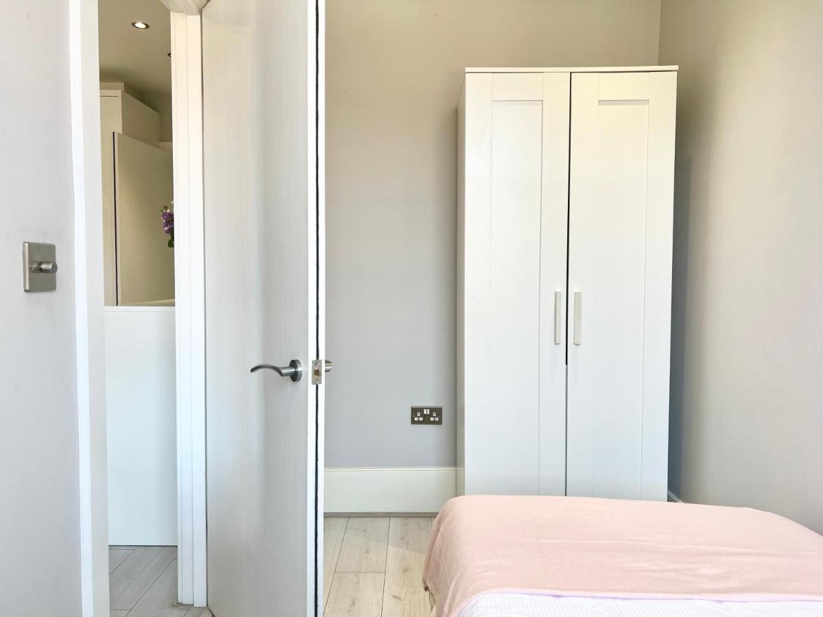 2 Bedroom Apartment In South Hampstead Лондон Экстерьер фото